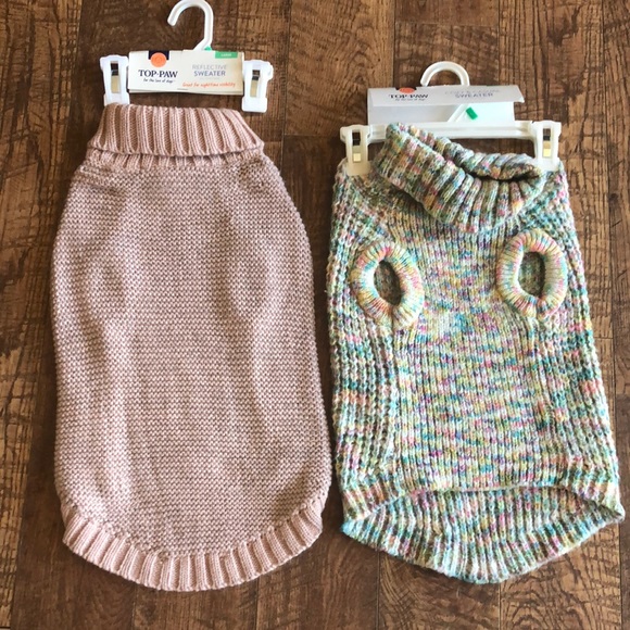 2 Large Top Paw Reflective and Cozy Sweaters